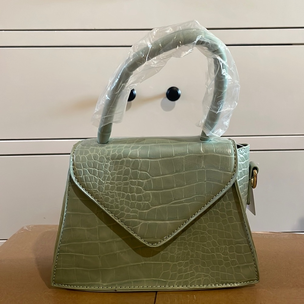 Cute trendy handbag